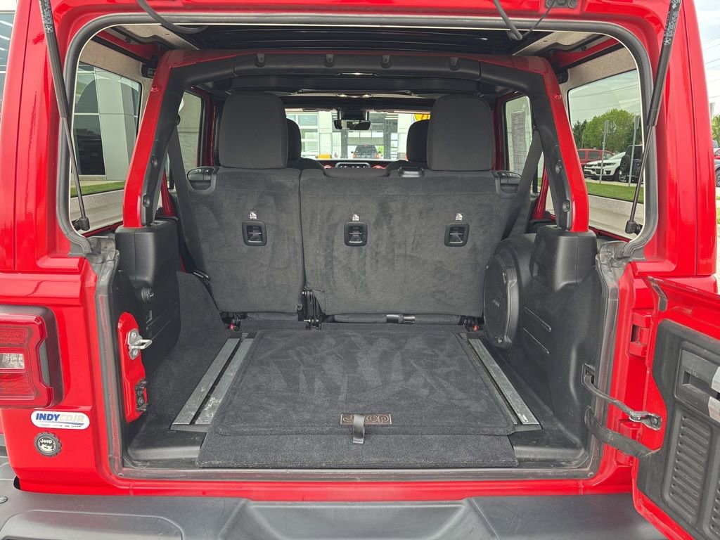 Used 2020 Jeep Wrangler Unlimited Rubicon w/ Advanced Safety Group AWD/4WD image 12