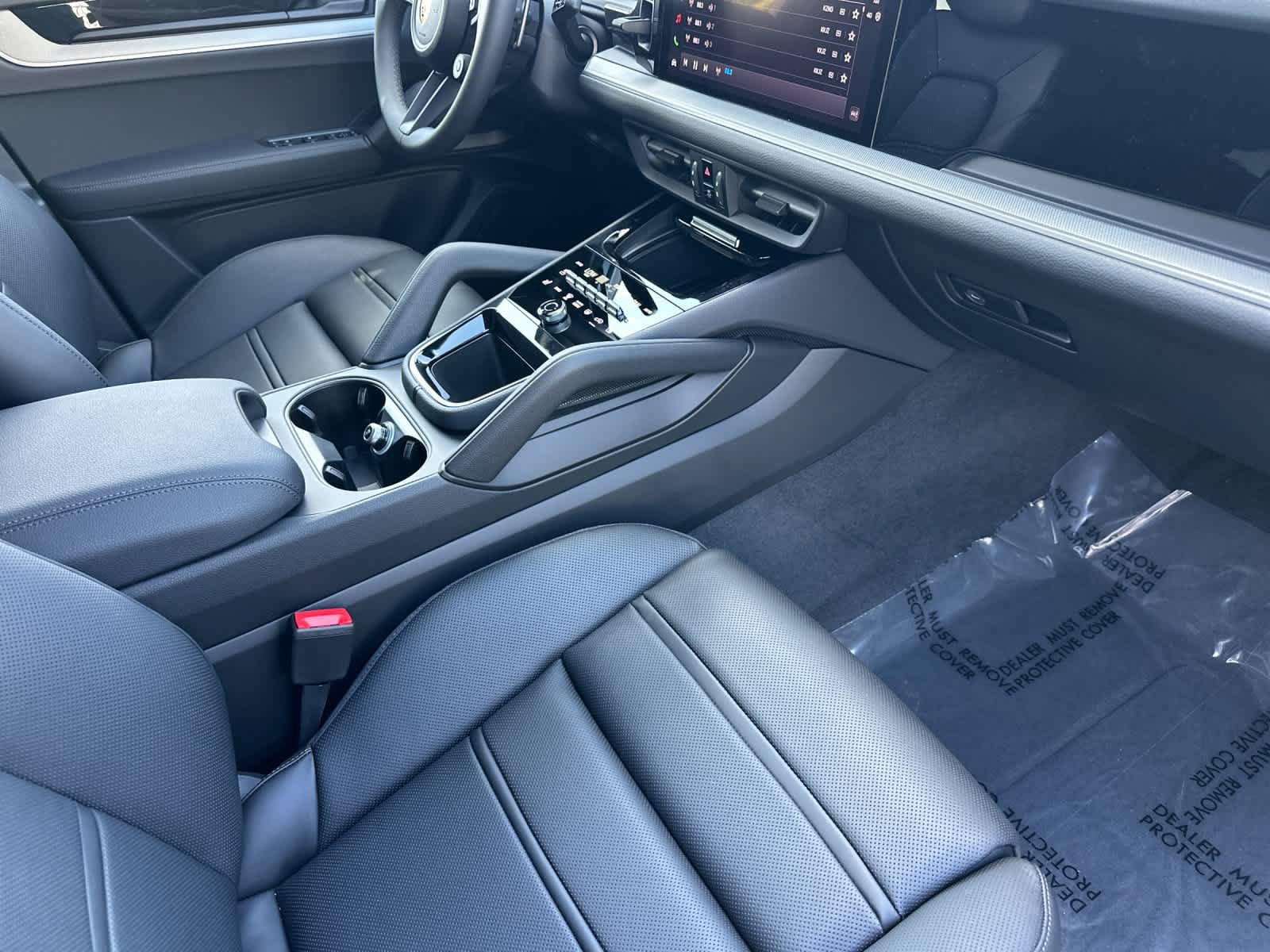 New 2026 Porsche Cayenne S AWD/4WD image 17