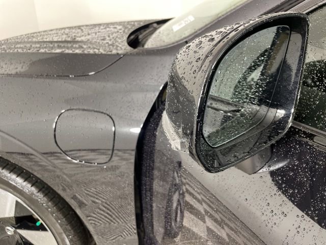 Certified 2024 Volvo XC60 T8 Plus w/ Protection Package Premier image 16