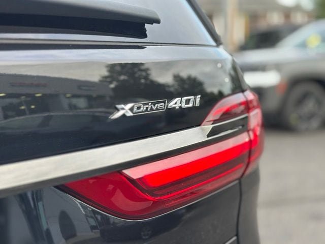 Used 2022 BMW X7 xDrive40i w/ M Sport Package AWD/4WD image 21