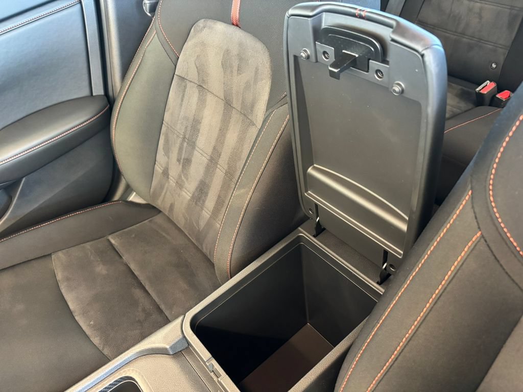 Certified 2025 Nissan Sentra SR FWD image 21