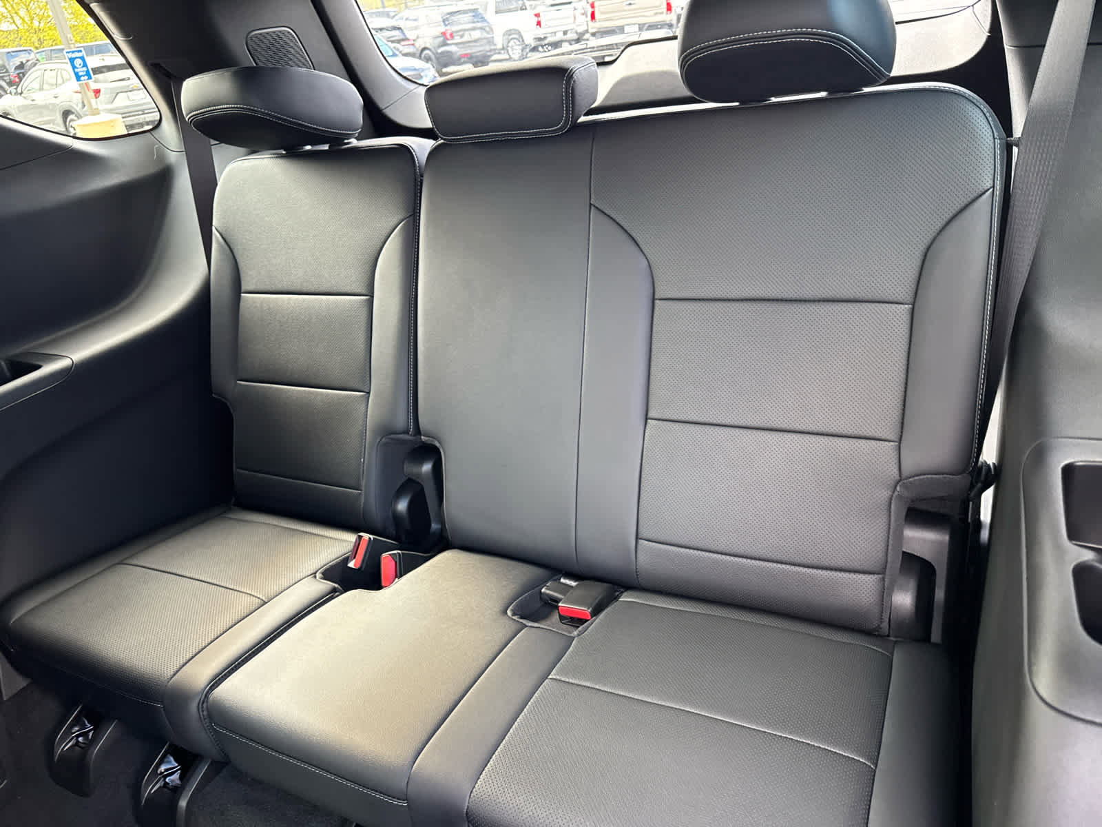 New 2026 Chevrolet Traverse LT AWD/4WD image 17