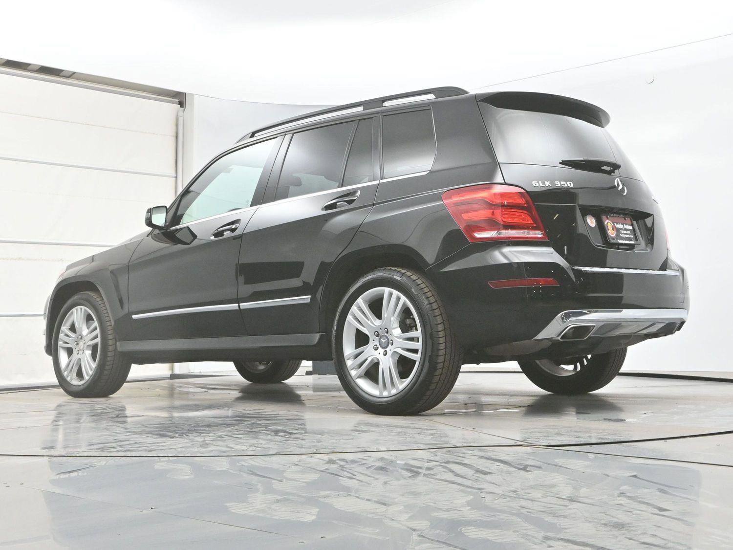 Used 2015 Mercedes-Benz GLK 350 4MATIC image 29