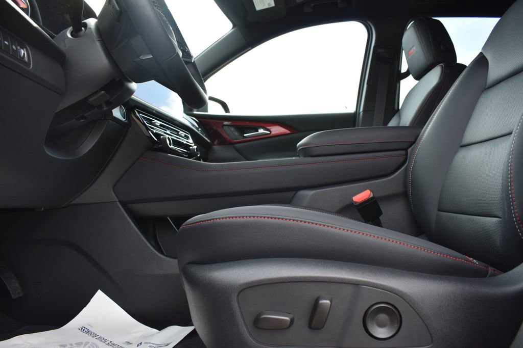 New 2026 Chevrolet Traverse Z71 image 7