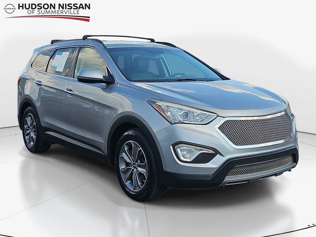 Used 2014 Hyundai Santa Fe GLS FWD image 1