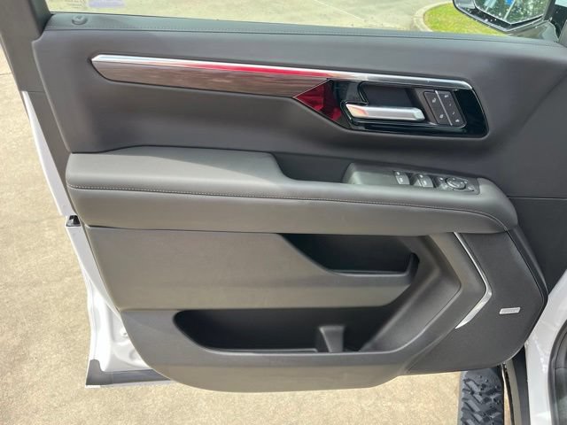 New 2026 Chevrolet Tahoe Z71 w/ Comfort Package AWD/4WD image 16