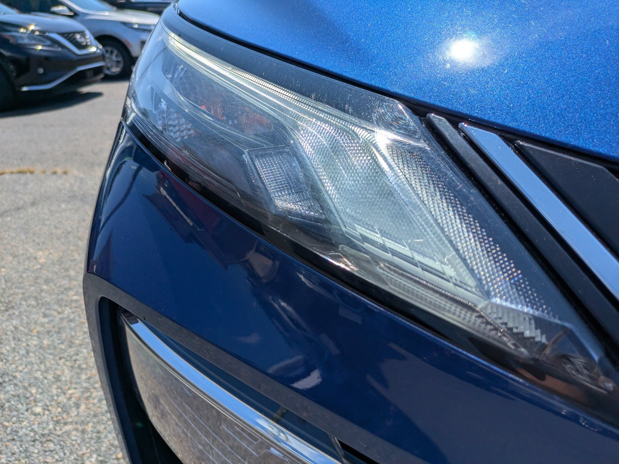 Used 2023 Nissan Rogue SV AWD/4WD image 11