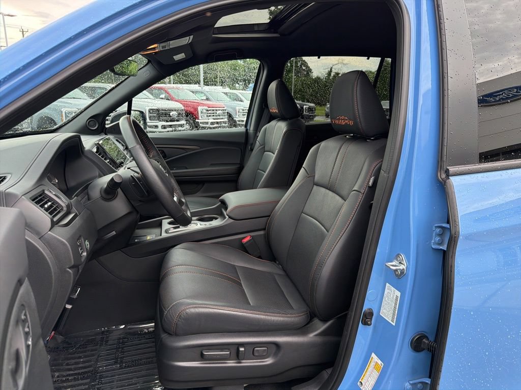 Used 2024 Honda Passport TrailSport image 10
