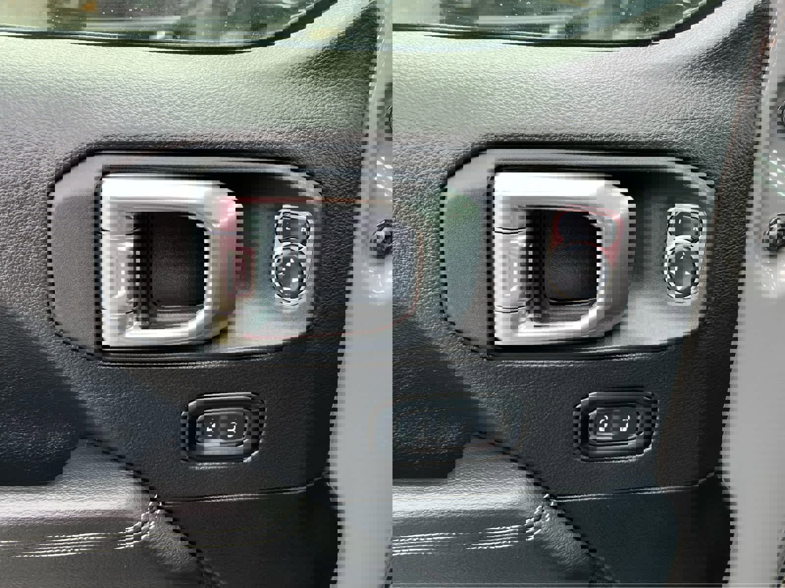 Used 2021 Jeep Gladiator Overland w/ Popular Equipment Package image 31