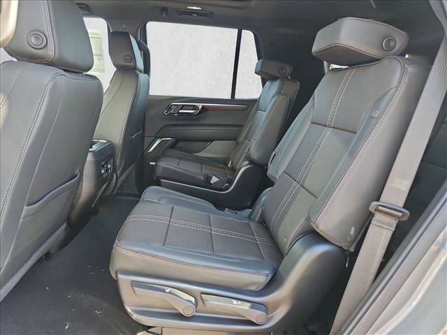 New 2026 Chevrolet Tahoe High Country w/ Sun And Tow Package AWD/4WD image 16