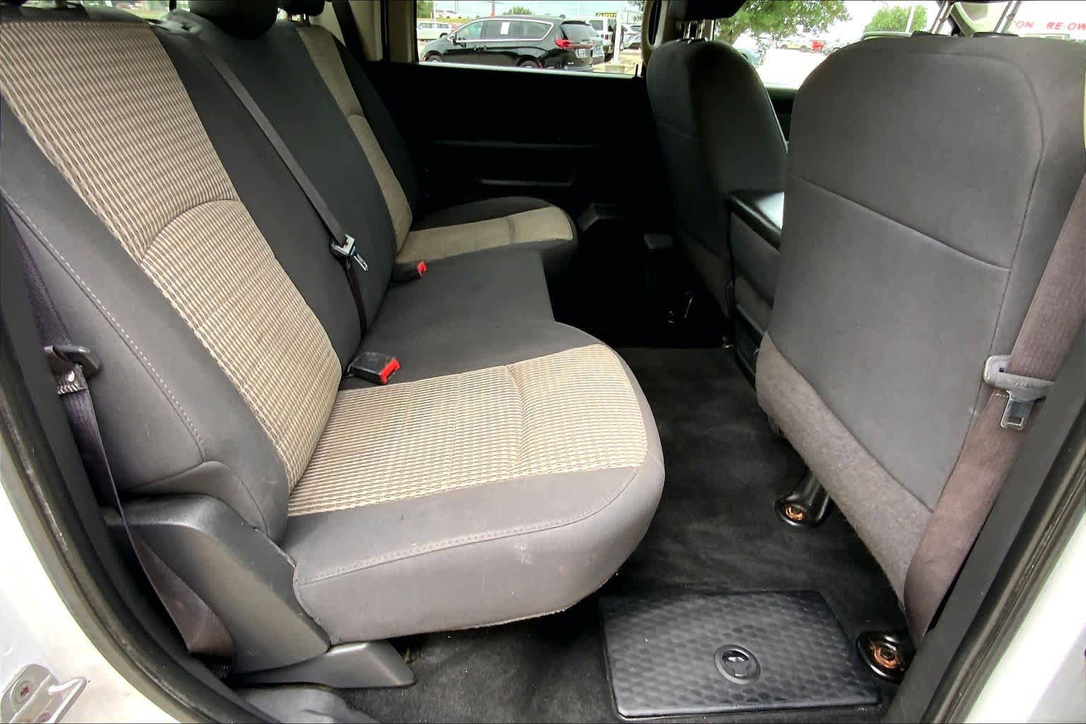 Used 2011 RAM 1500 ST w/ ST Popular Equipment Group AWD/4WD image 19