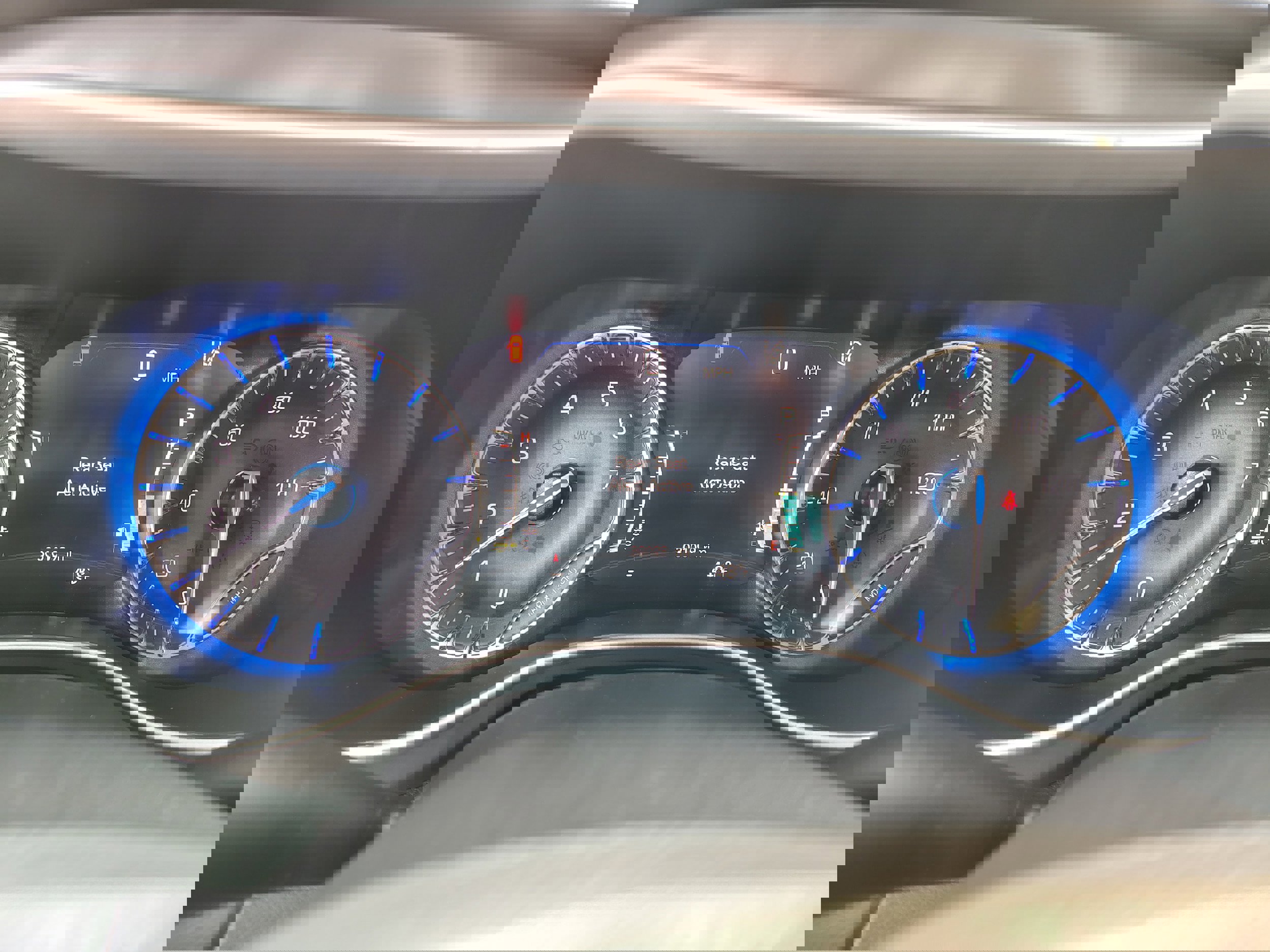 Used 2025 Chrysler Pacifica Select image 29