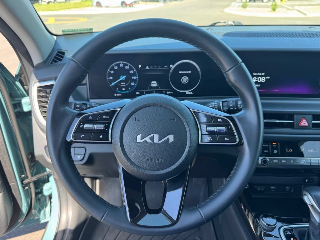 Used 2025 Kia Seltos EX w/ EX Sunroof Package FWD image 25