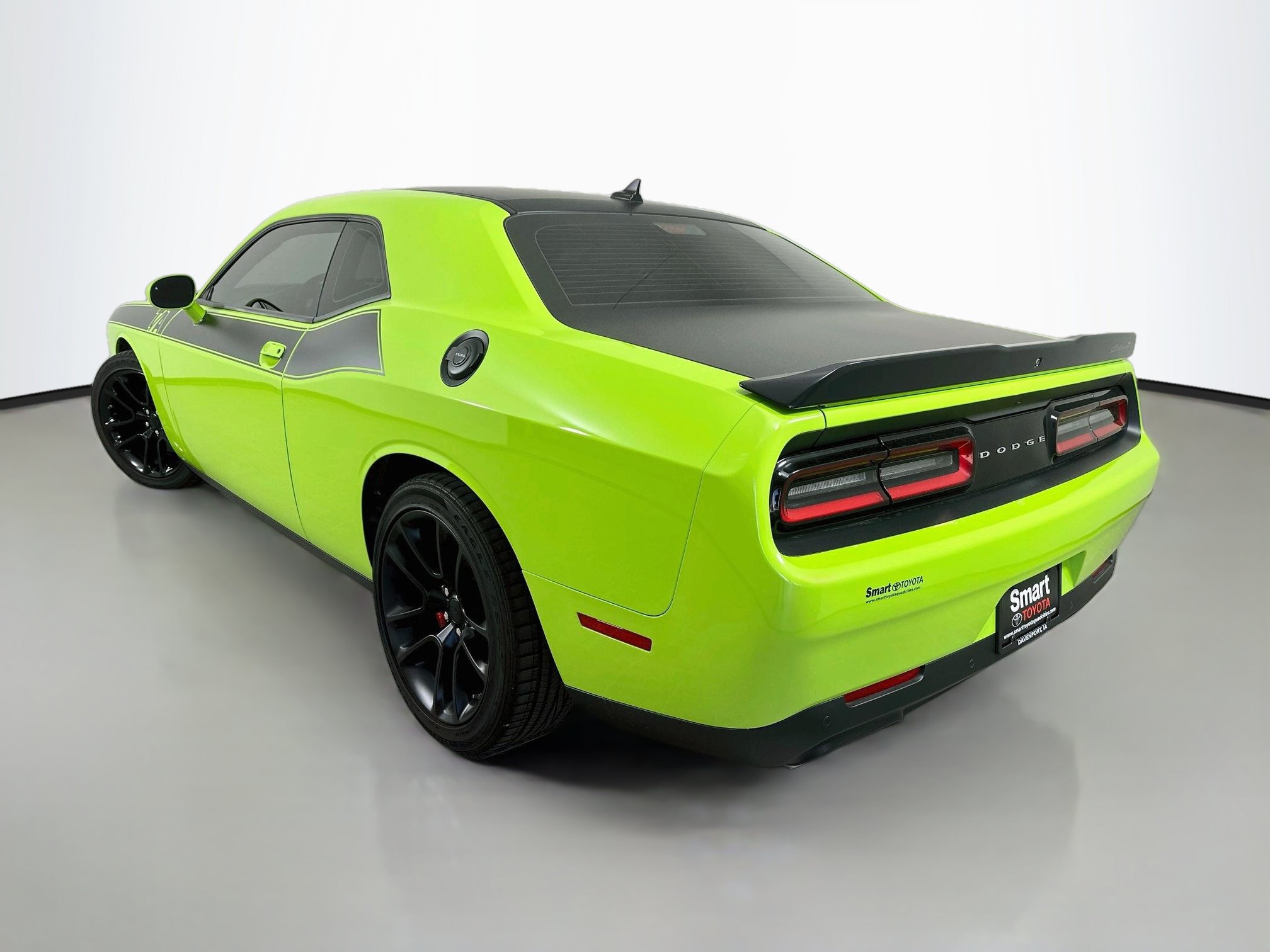 Used 2023 Dodge Challenger R/T w/ T/A Package RWD image 5