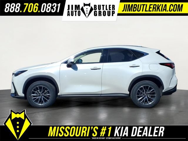 Used 2024 Lexus NX 250 FWD w/ Towing Package (2000 Lbs) image 4