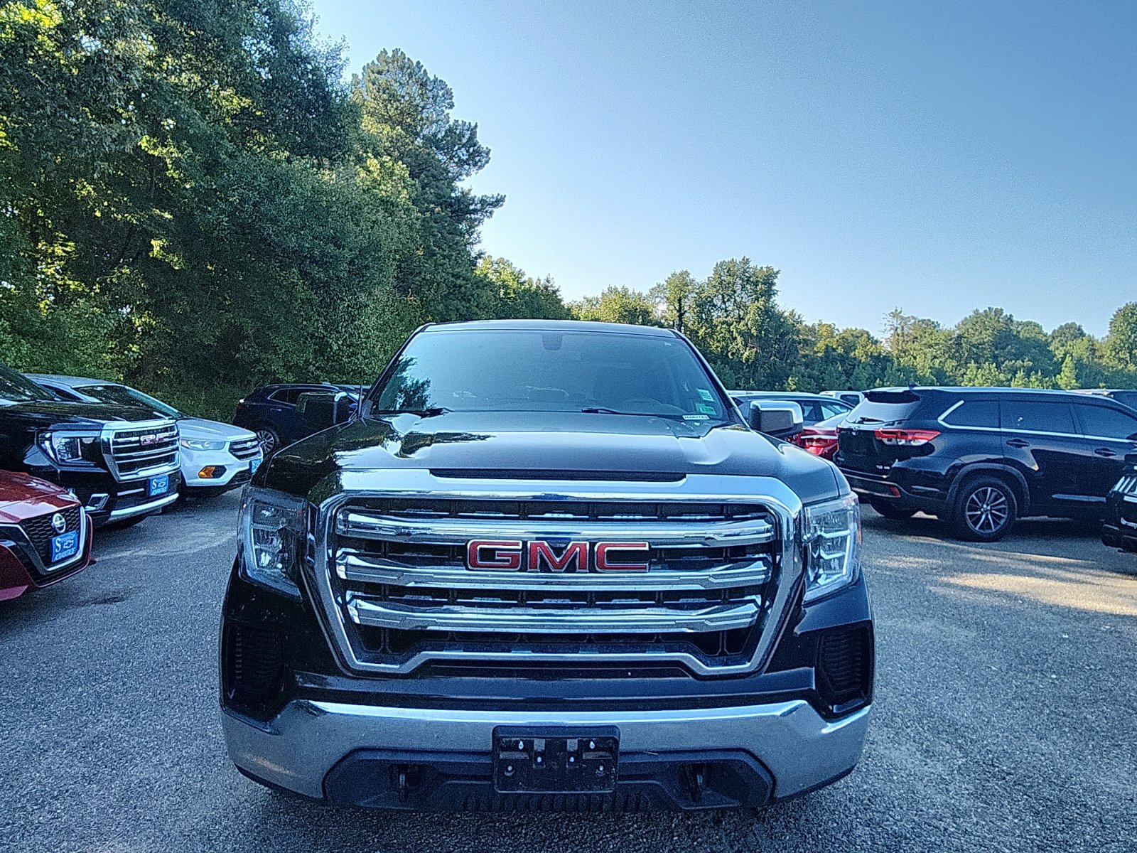 Used 2019 GMC Sierra 1500 4x4 Crew Cab w/ Convenience Package image 8