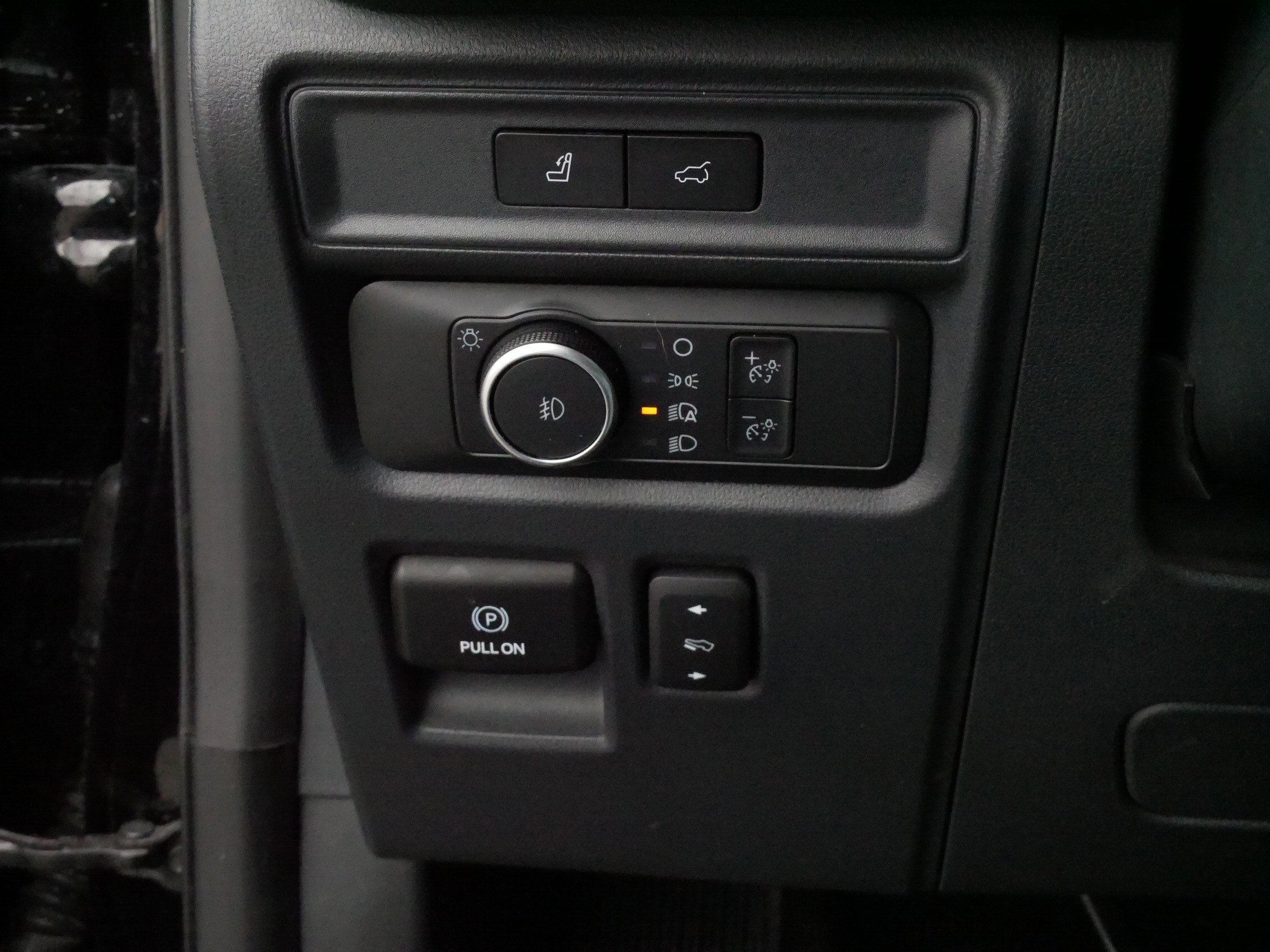 Used 2022 Ford Expedition Max Limited image 27