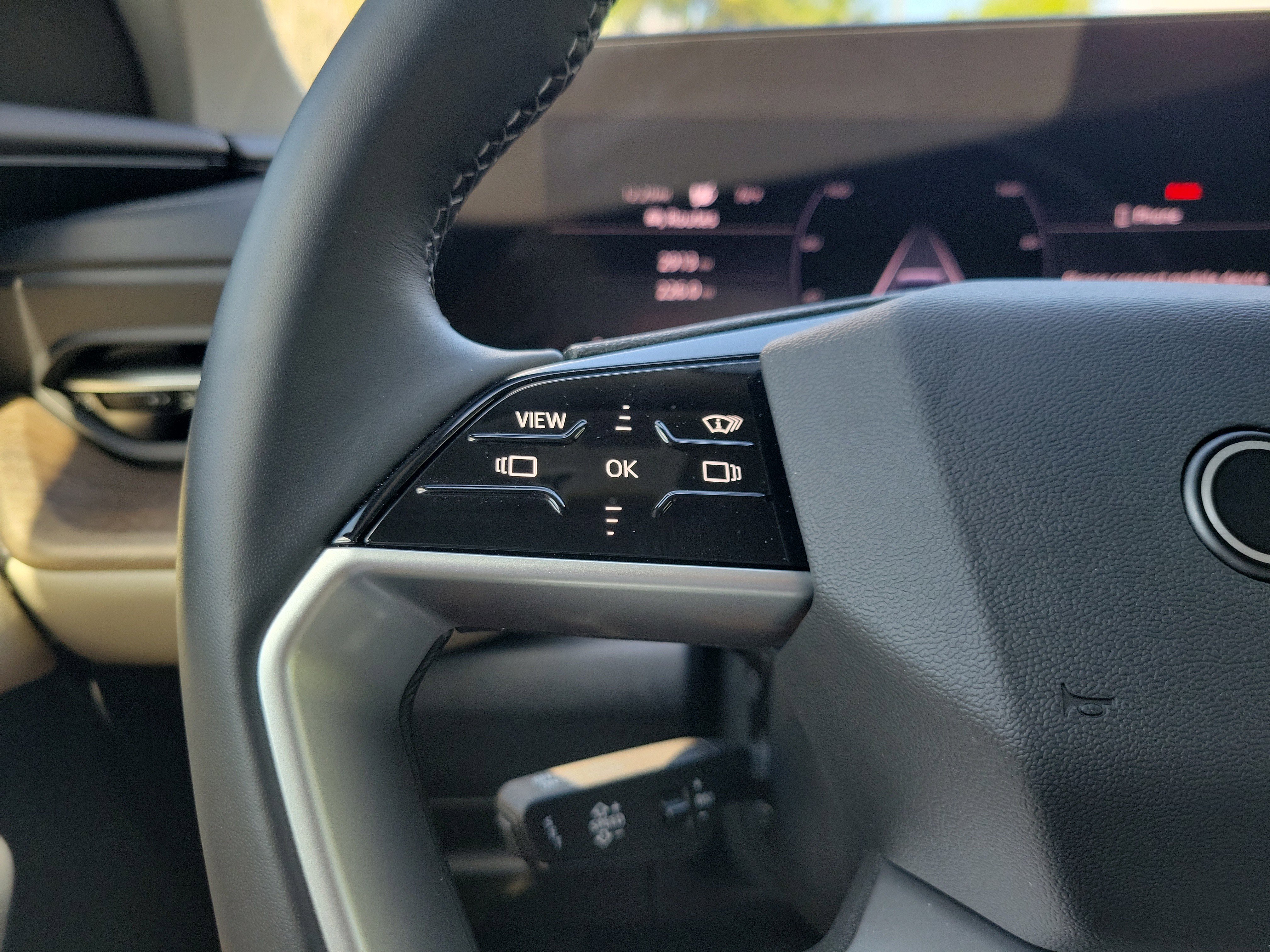 Used 2025 Audi Q5 Premium Plus w/ Premium Plus image 29