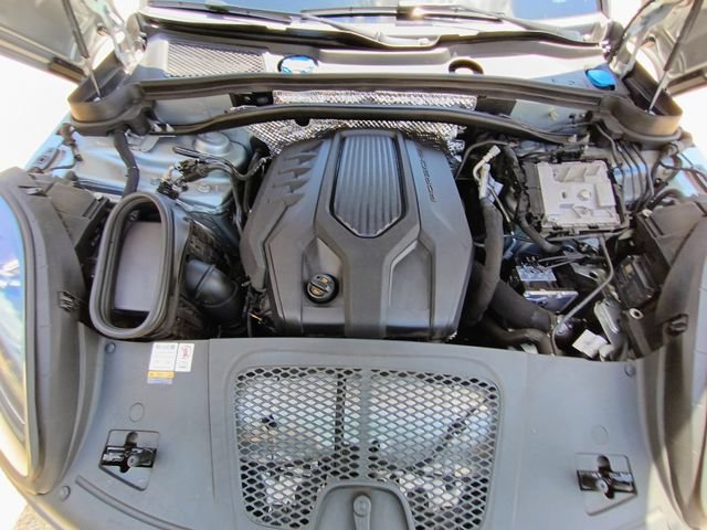 Used 2022 Porsche Macan AWD/4WD image 81