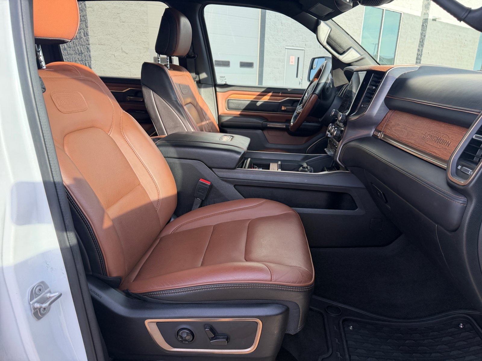 Used 2022 RAM 1500 Limited AWD/4WD image 31