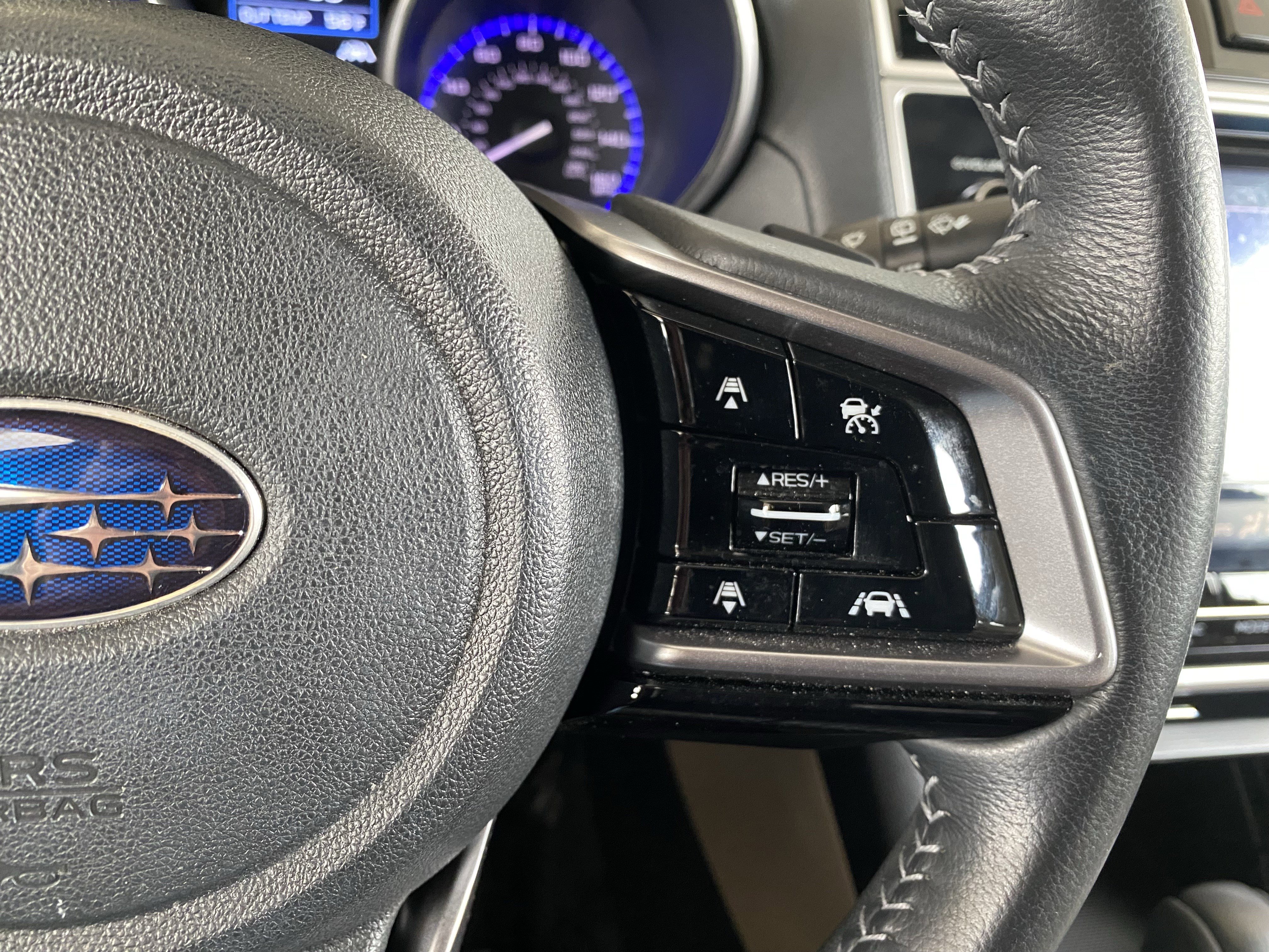 Used 2018 Subaru Outback 3.6R Limited AWD/4WD image 7