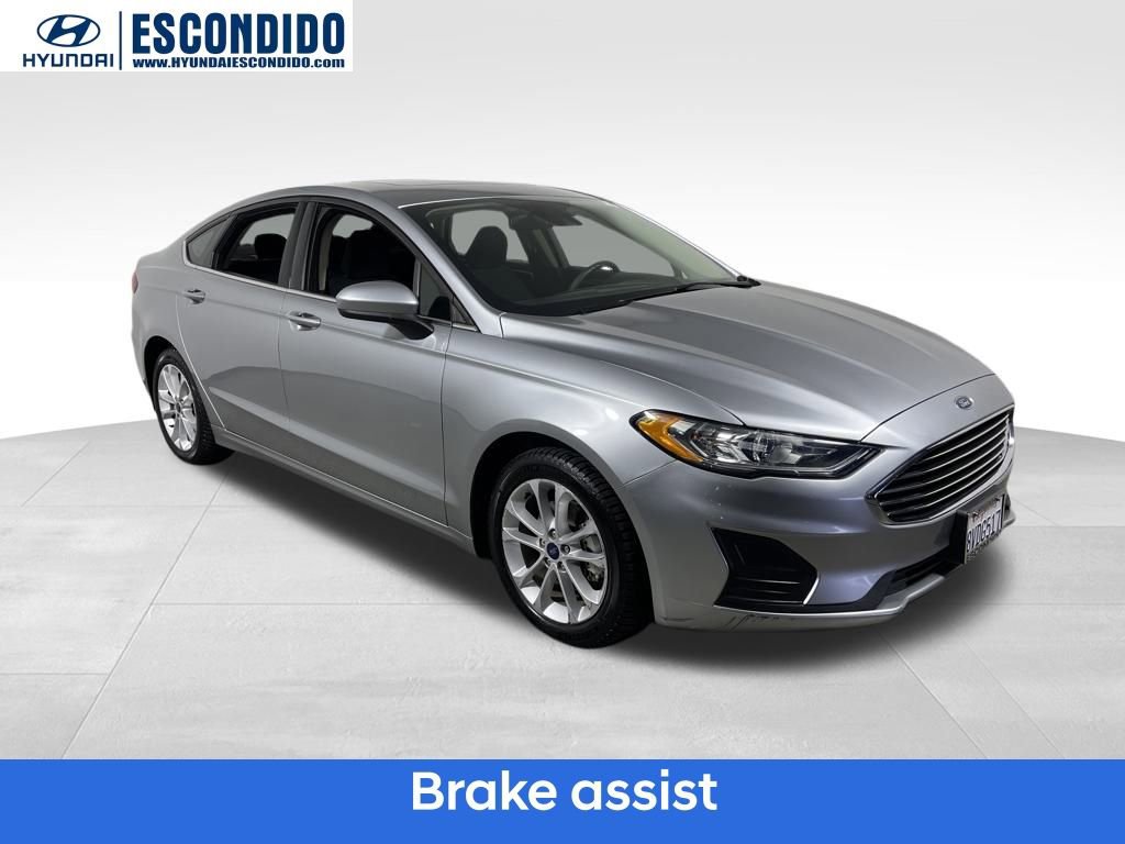 Used 2020 Ford Fusion SE image 7