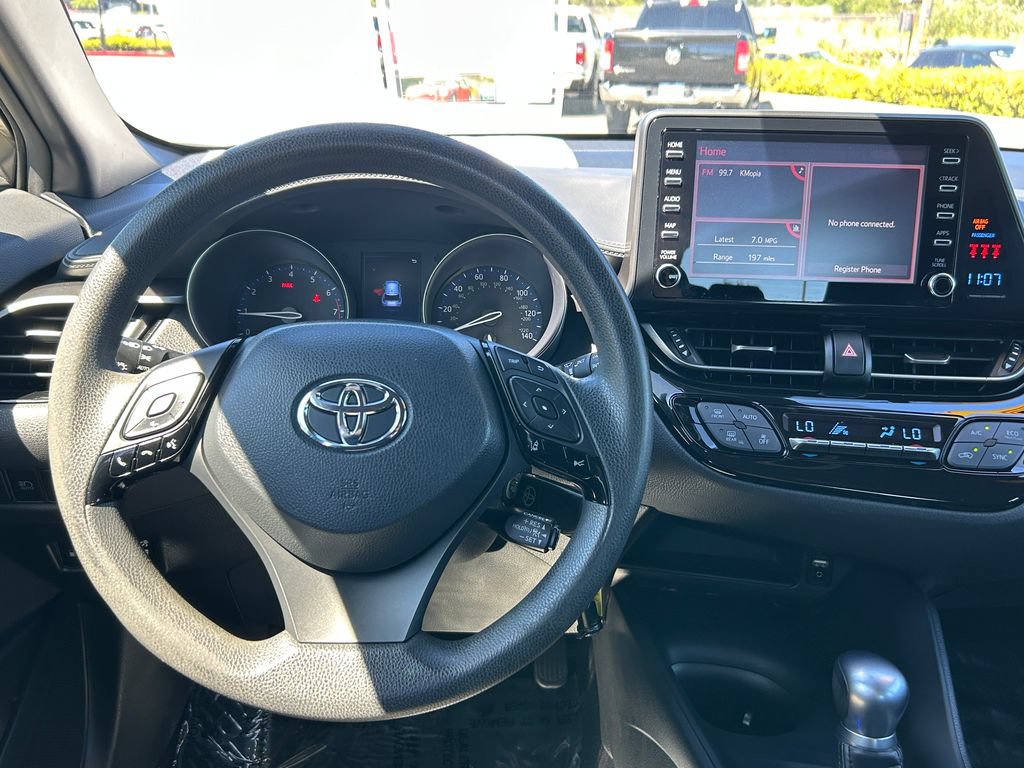 Used 2019 Toyota C-HR LE FWD image 16