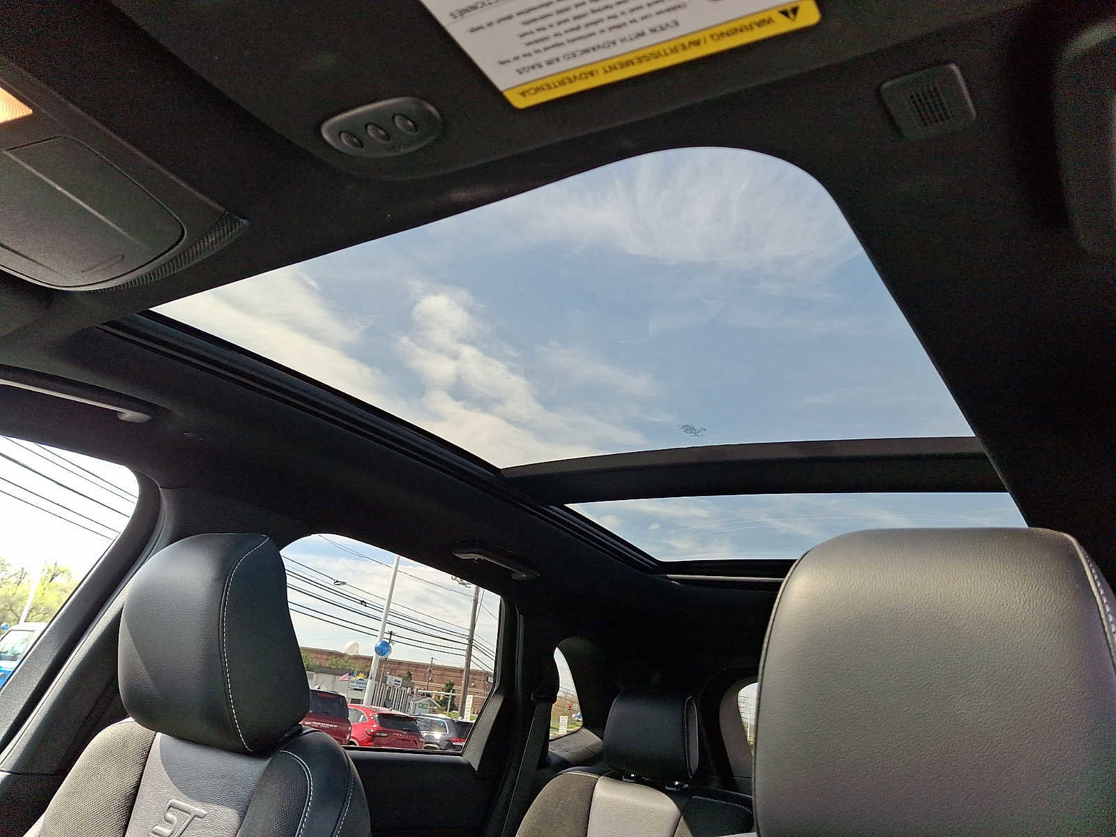 Used 2022 Ford Edge ST w/ Equipment Group 401A AWD/4WD image 14