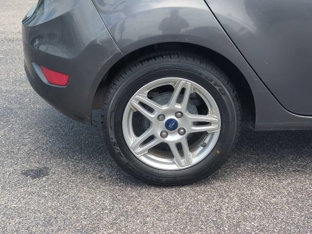 Used 2017 Ford Fiesta SE FWD image 28