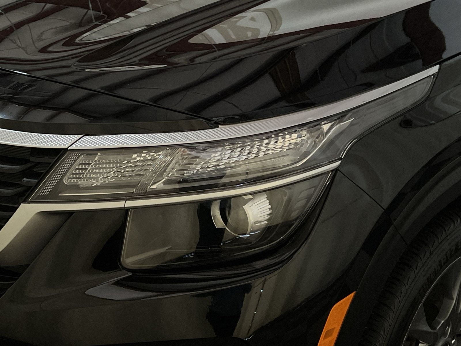 Used 2023 Kia Seltos LX AWD/4WD image 13