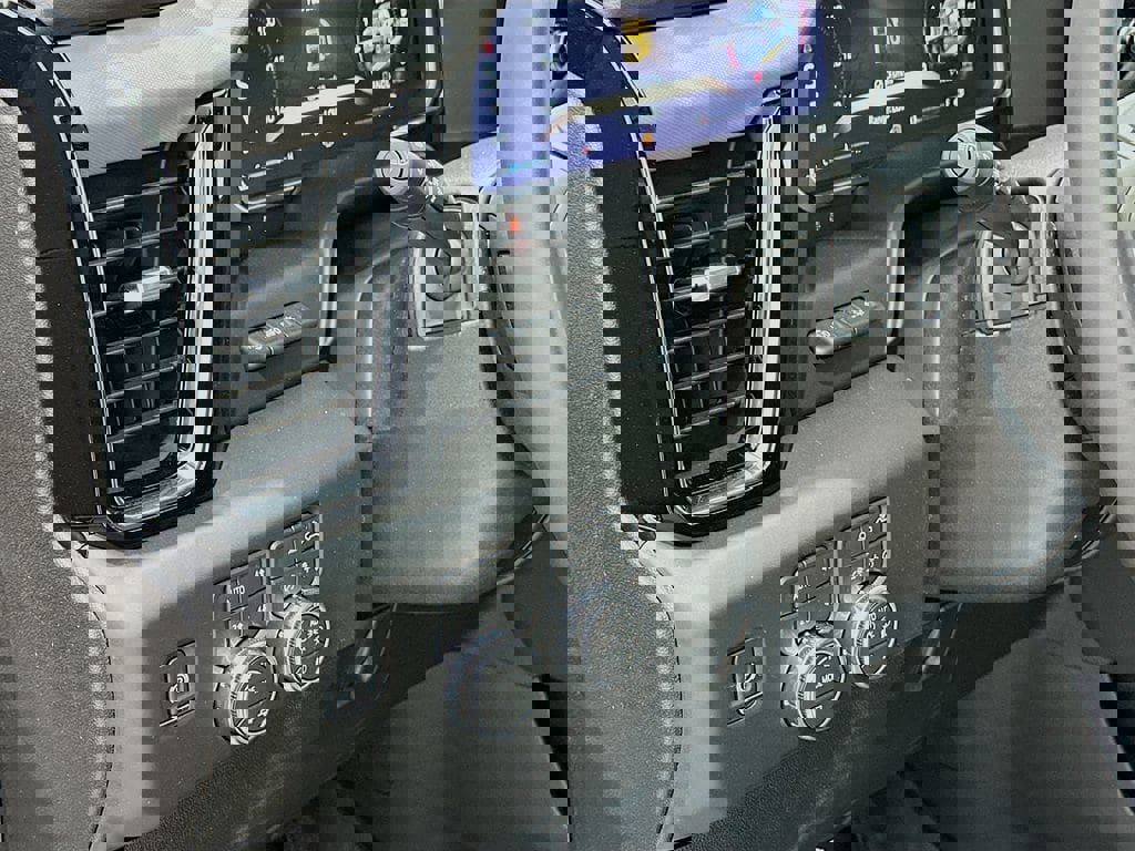 New 2026 GMC Sierra 2500 Denali w/ Denali Reserve Package image 10