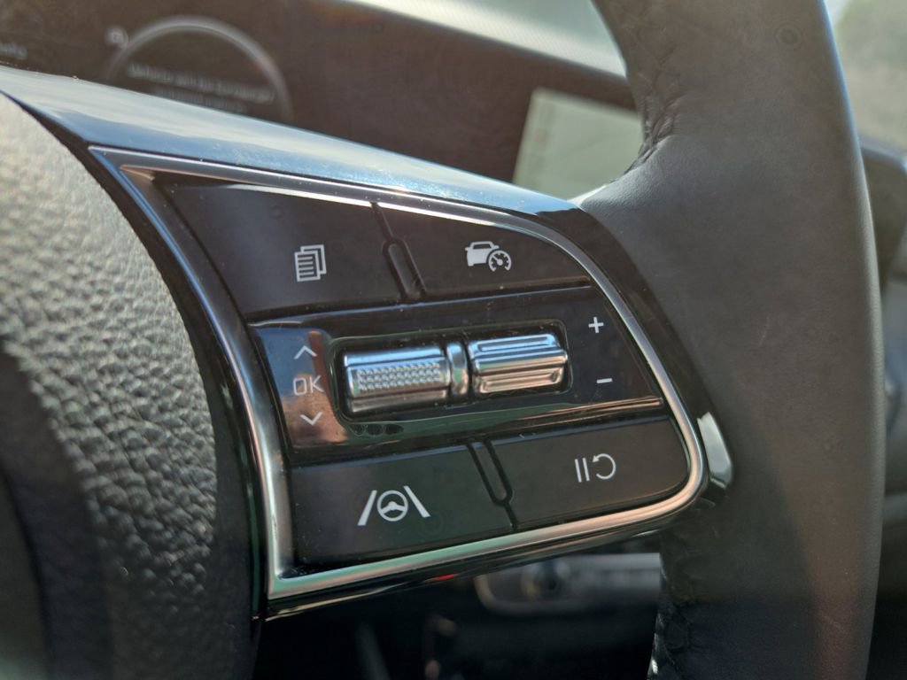 Certified 2026 Kia Seltos EX w/ EX Sunroof Package image 29