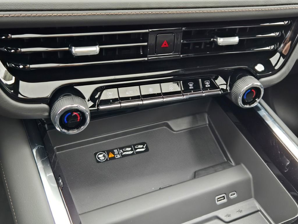 New 2026 Chevrolet Suburban High Country w/ Sun And Tow Package image 31