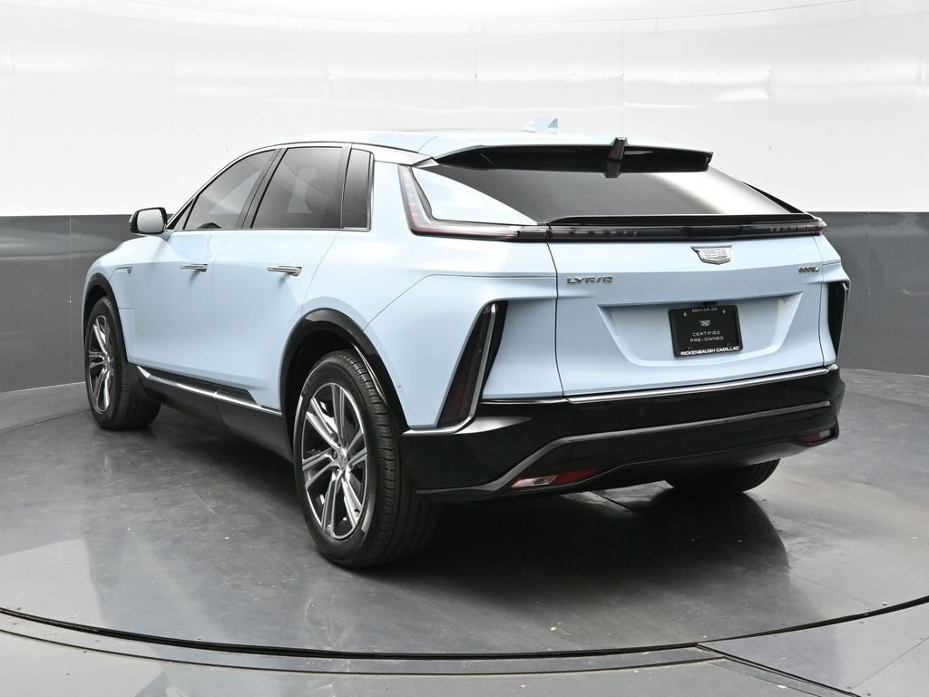 Certified 2024 Cadillac Lyriq Luxury AWD/4WD image 5