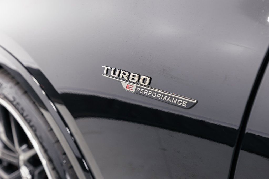 Used 2025 Mercedes-Benz GLC 63 AMG S image 38