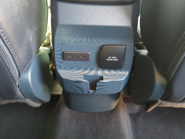 Used 2025 Ford Maverick Lariat w/ Black Appearance Package AWD/4WD image 21