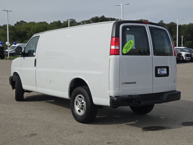 Used 2019 Chevrolet Express 2500 RWD image 12