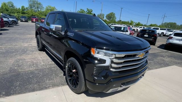 New 2026 Chevrolet Silverado 1500 High Country w/ Technology Package AWD/4WD image 4