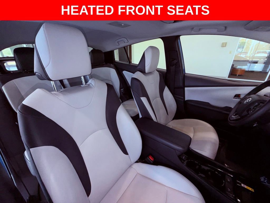 Used 2022 Toyota Prius Limited w/ Premium Convenience Package image 13