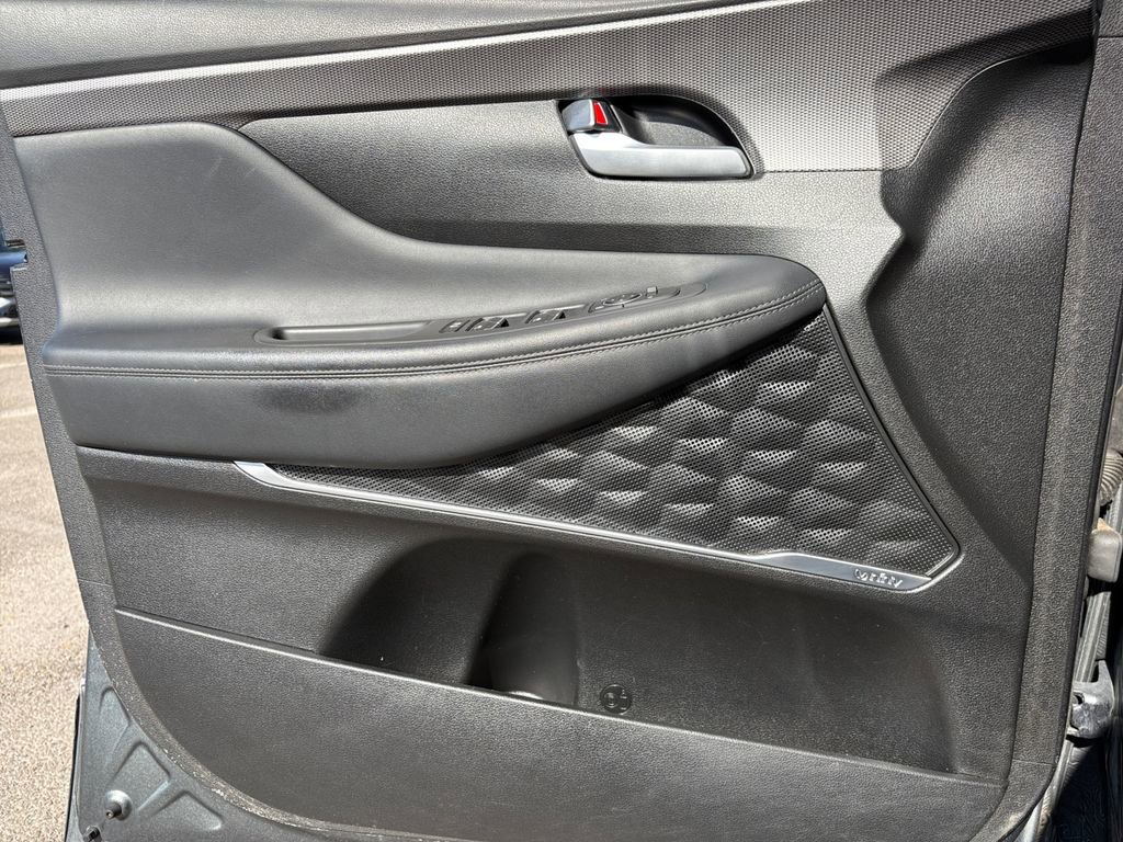 Used 2019 Hyundai Santa Fe Limited image 15