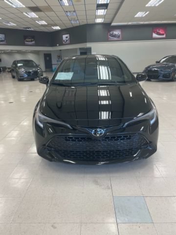 Used 2025 Toyota Corolla SE FWD image 2