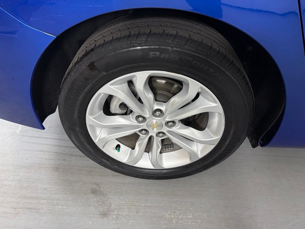 Certified 2019 Chevrolet Cruze LT w/ Convenience Package FWD image 11