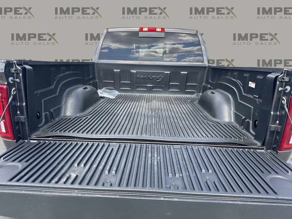 Used 2026 RAM 2500 Laramie AWD/4WD image 28