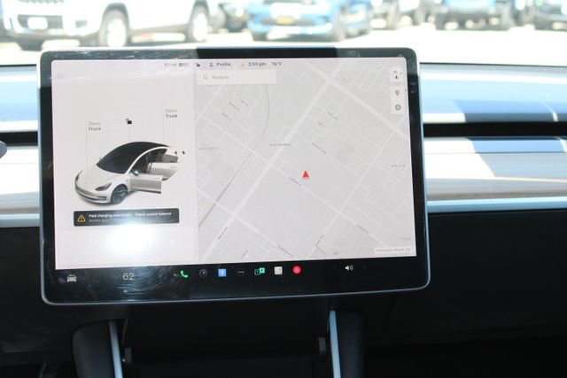 Used 2018 Tesla Model 3 Long Range RWD image 12