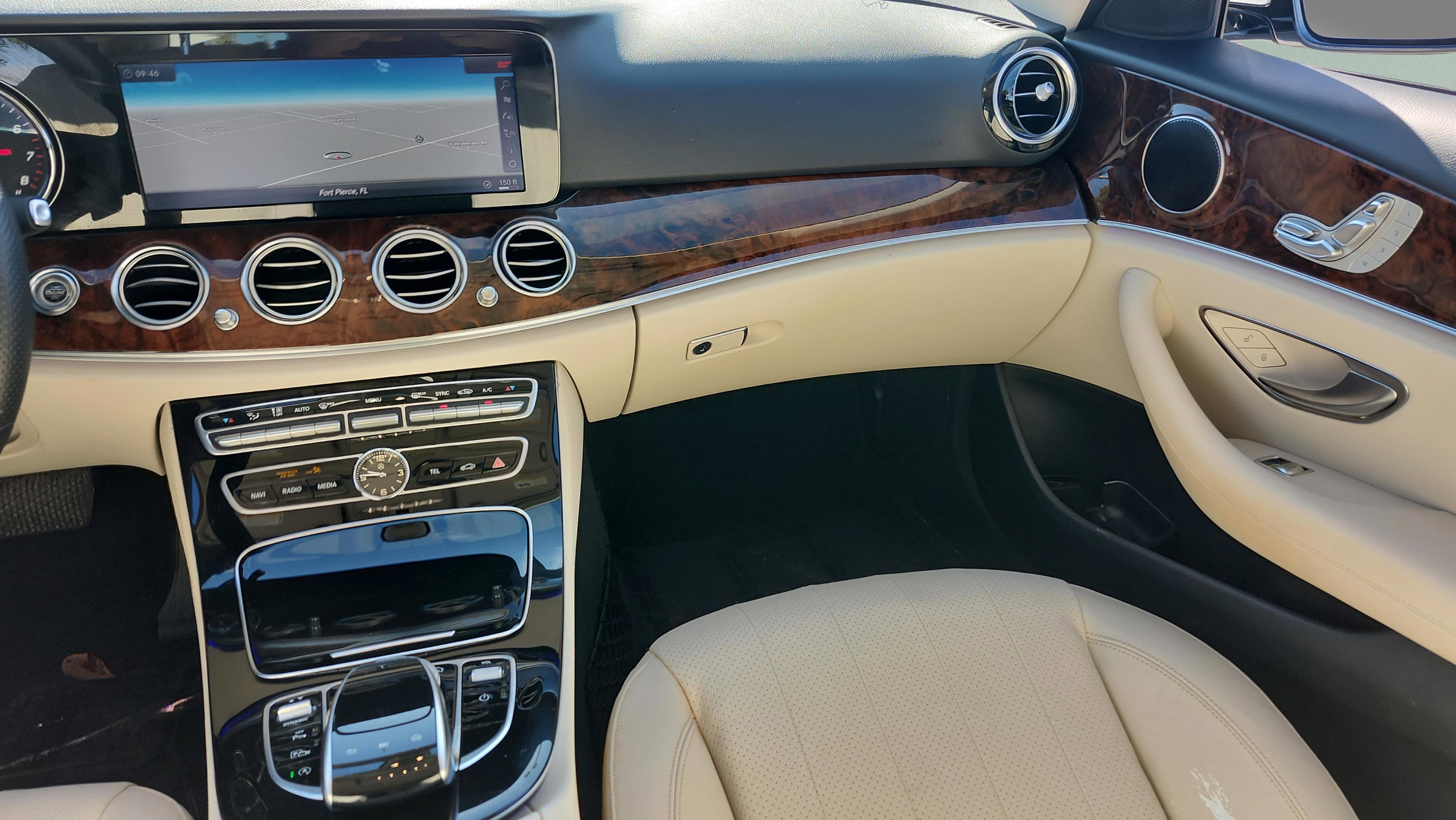 Used 2018 Mercedes-Benz E 300 image 14