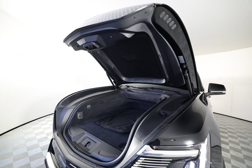 Used 2025 Cadillac Escalade IQ Luxury 2 w/ LPO, Premium Carpet Package AWD/4WD image 47
