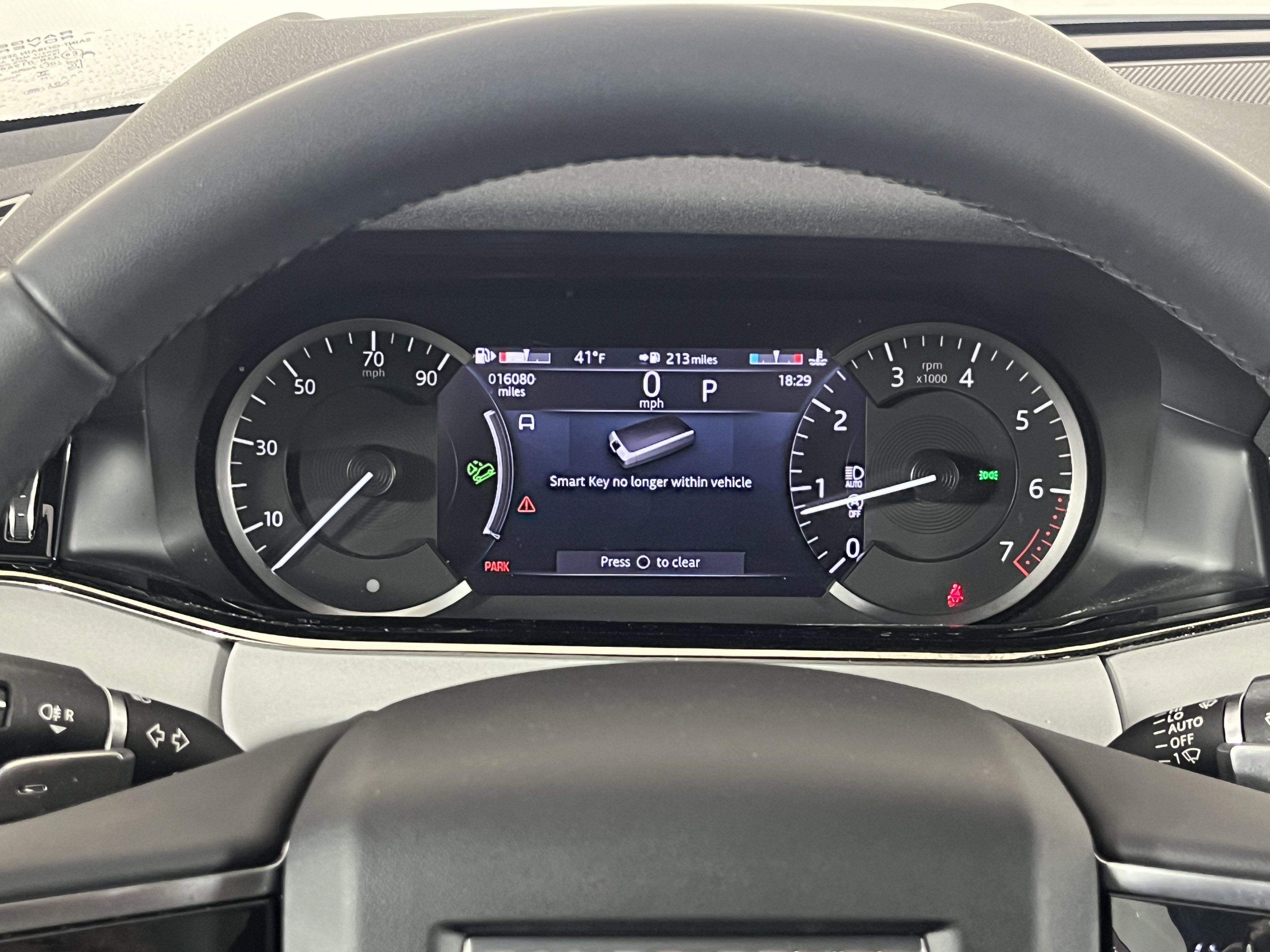 Used 2023 Land Rover Range Rover Evoque R-Dynamic SE image 13