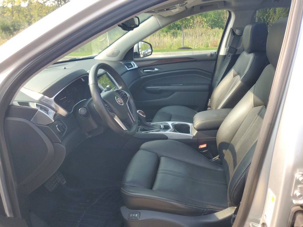 Used 2014 Cadillac SRX Luxury FWD image 14