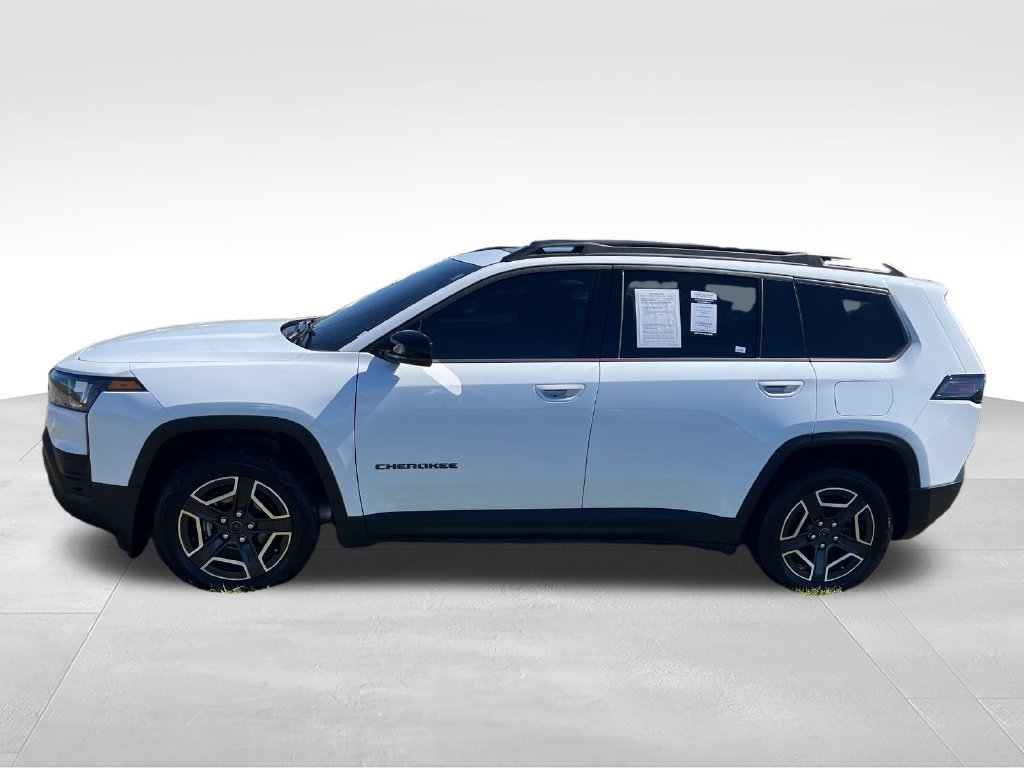 Used 2026 Jeep Cherokee Limited AWD/4WD image 2