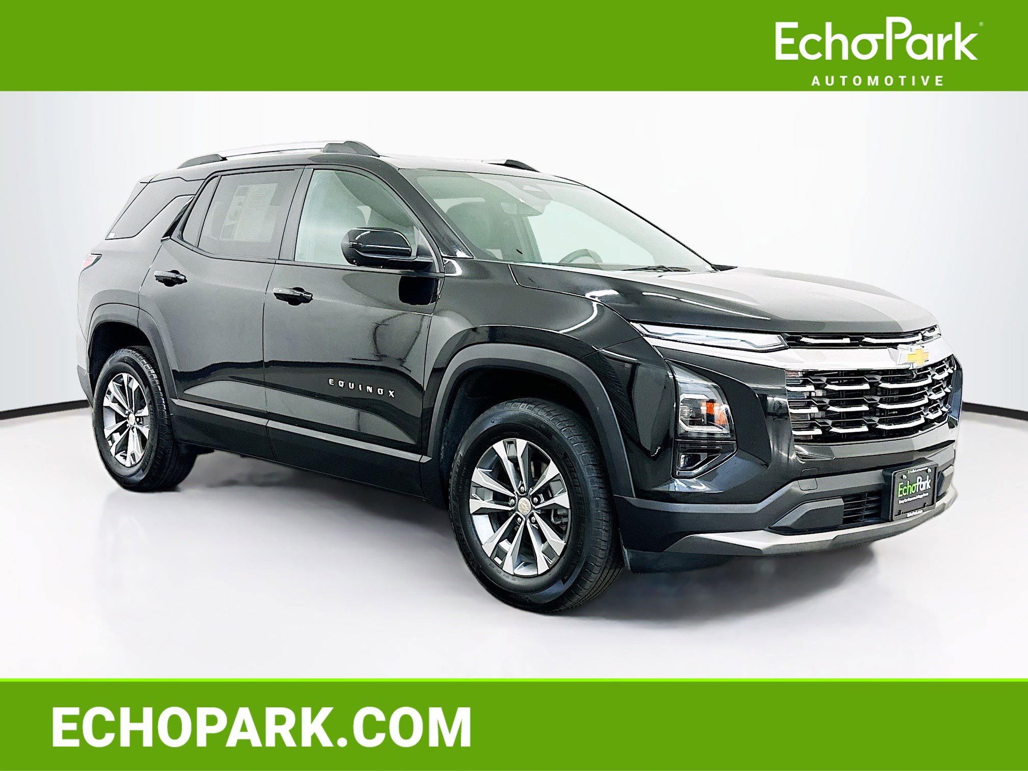 Used 2025 Chevrolet Equinox LT w/ Convenience Package II AWD/4WD image 1